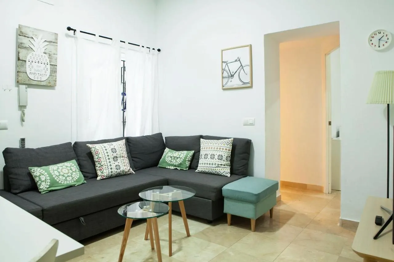 Centrico, Patio Tipico Sevillano Apartment Seville